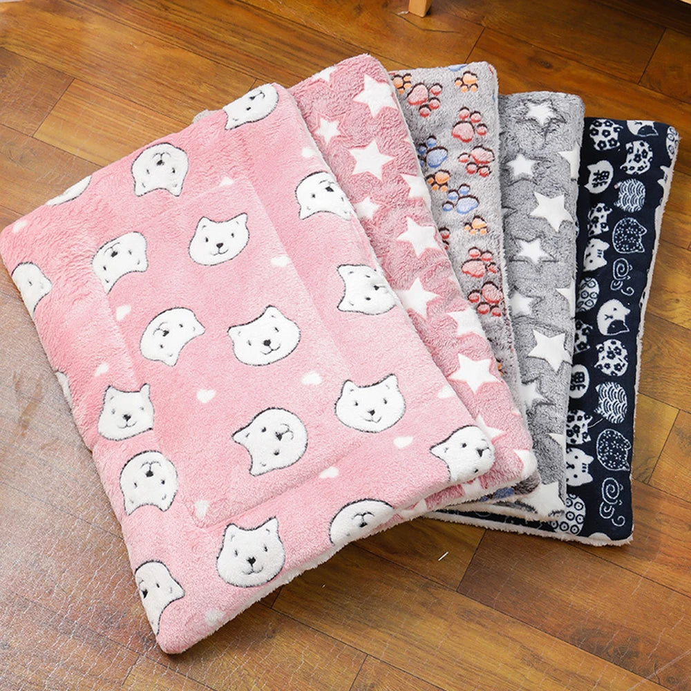 Small Cat Sleeping Cushion Skin-friendly, Medium Dog Sofa Mat