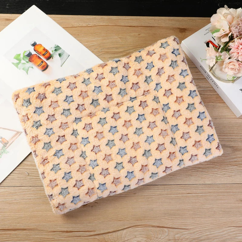 Small Cat Sleeping Cushion Skin-friendly, Medium Dog Sofa Mat