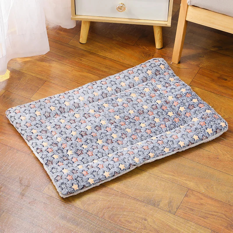 Small Cat Sleeping Cushion Skin-friendly, Medium Dog Sofa Mat